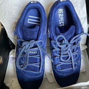 Jordan 11 Retro Low Derek Jeter RE2PECT
